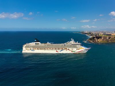 Norwegian Dawn in San Juan